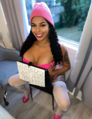 283094-Escort_Saint Denis_Fabiane_4d44bb.jpg